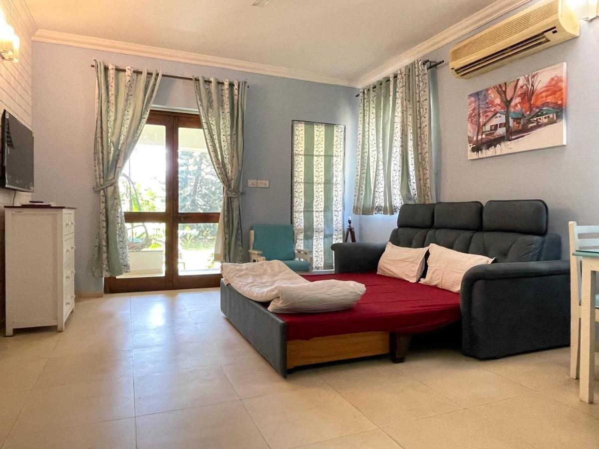 Hermitage Riviera Arpora Exterior photo